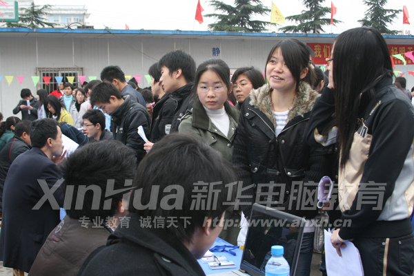 多一種就業(yè)渠道,學(xué)子便多一種就業(yè)機(jī)會(huì)