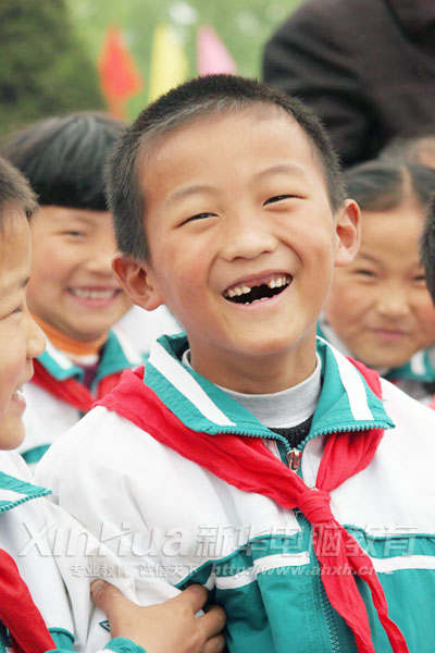 孩子們,笑靨如花!