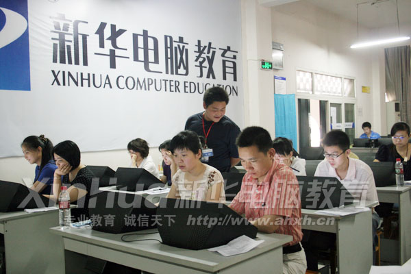 新華為考生提供了良好的考試環(huán)境