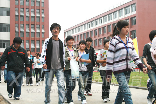 青春年少,意氣風發