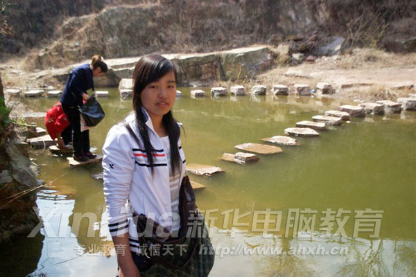 鄧茂敏同學近影