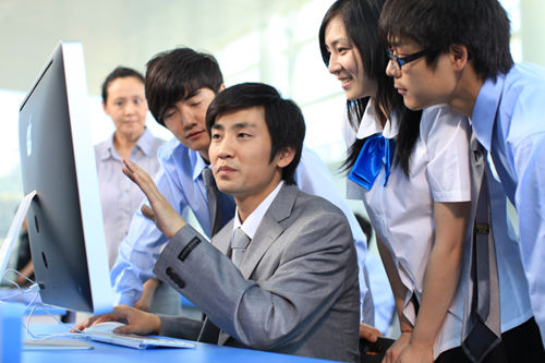 安徽新華電腦專修學院_為你成功成才保駕護航