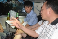 同車的新華電腦教育研究院何院長鼓勵大家賽出水平