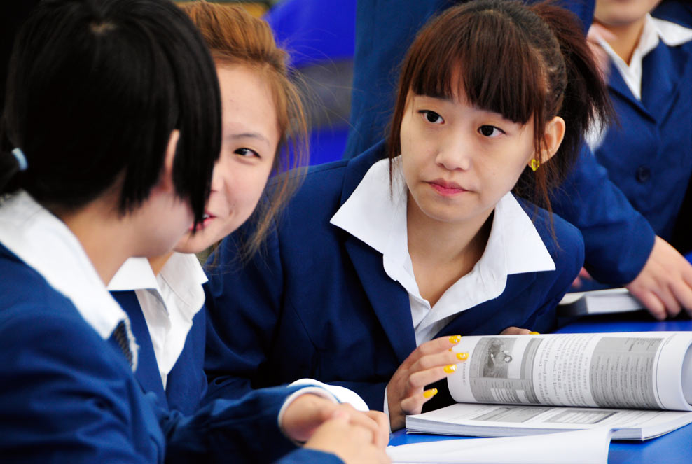 安徽新華電腦專修學(xué)院_IT大學(xué) 學(xué)子課余生活瞬間