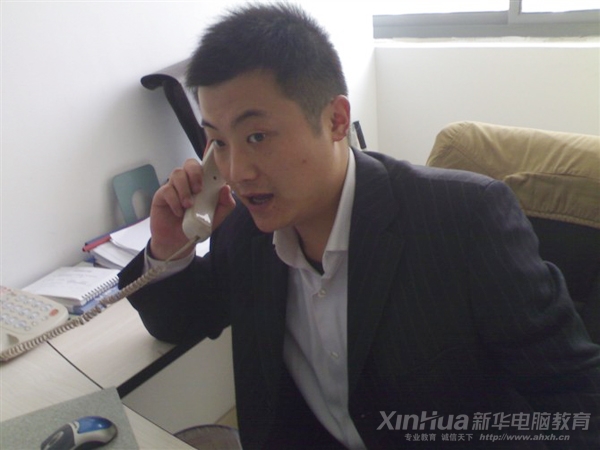 工作中成熟穩重的張旭宙