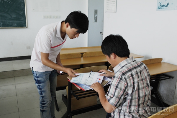 用人單位正在查看前來復試學子的個人簡介