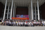 熱烈歡送安徽新華畢業(yè)學(xué)子奔赴上海上崗就業(yè)