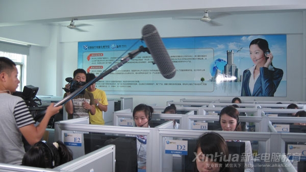 呼叫中心拍攝現(xiàn)場