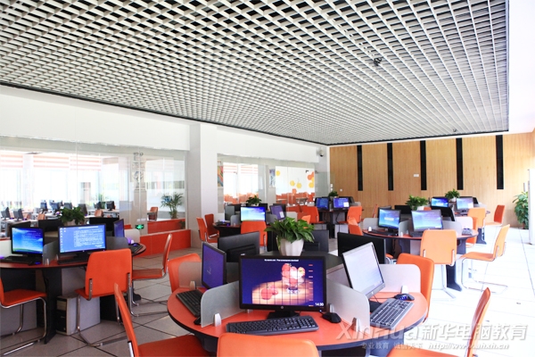 基地創(chuàng)業(yè)部內(nèi)部環(huán)境