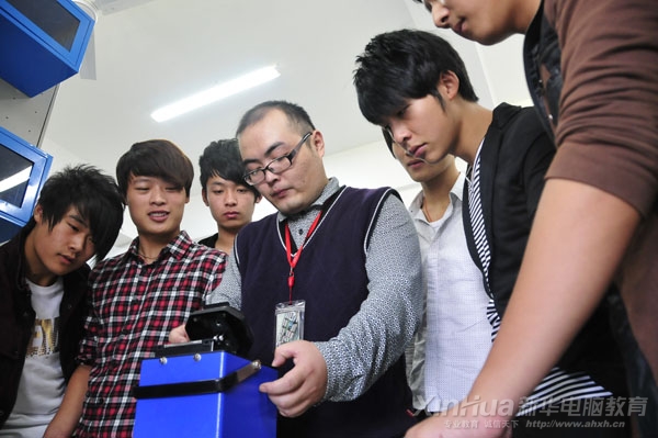 專業(yè)導(dǎo)師“手把手”教學(xué)