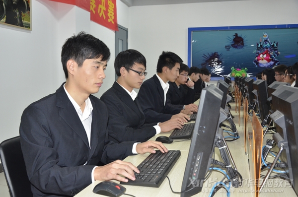 男生也積極,決賽場(chǎng)上毫不示弱