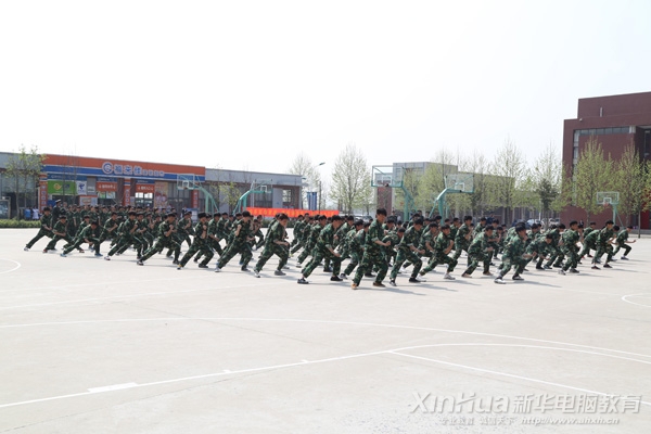 大有“沙場秋點兵”的氣勢