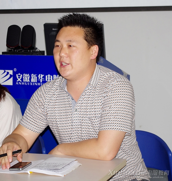 創就業指導中心楊秀貴主任作重要講話